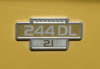 Illustration for article titled 1977 Volvo 244DL